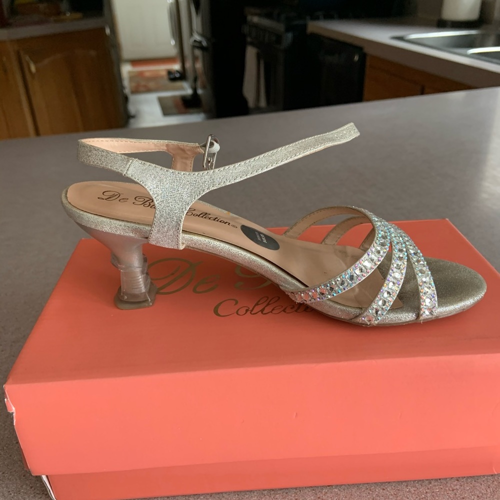 Silver dress sandals